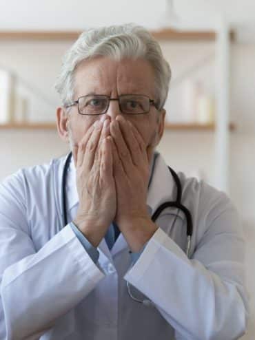 Il contagio sociale trans non riguarda solo i pazienti adolescenti ma anche la professione medica