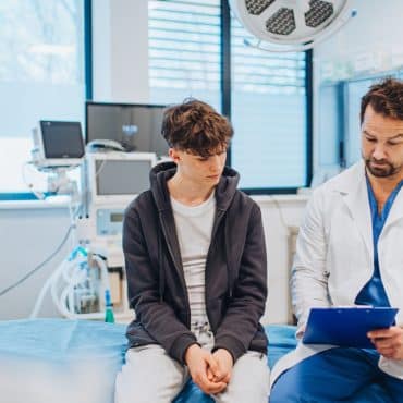 Dr Biggs Oxford blocco pubertà per disforia di genere