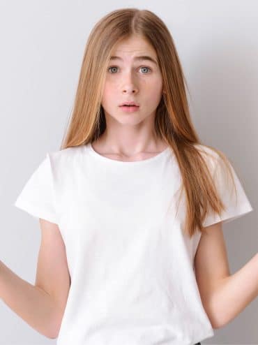 Se la pubertà risolve la disforia nell’85% dei casi, perché bloccarla