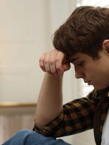 ragazzo triste